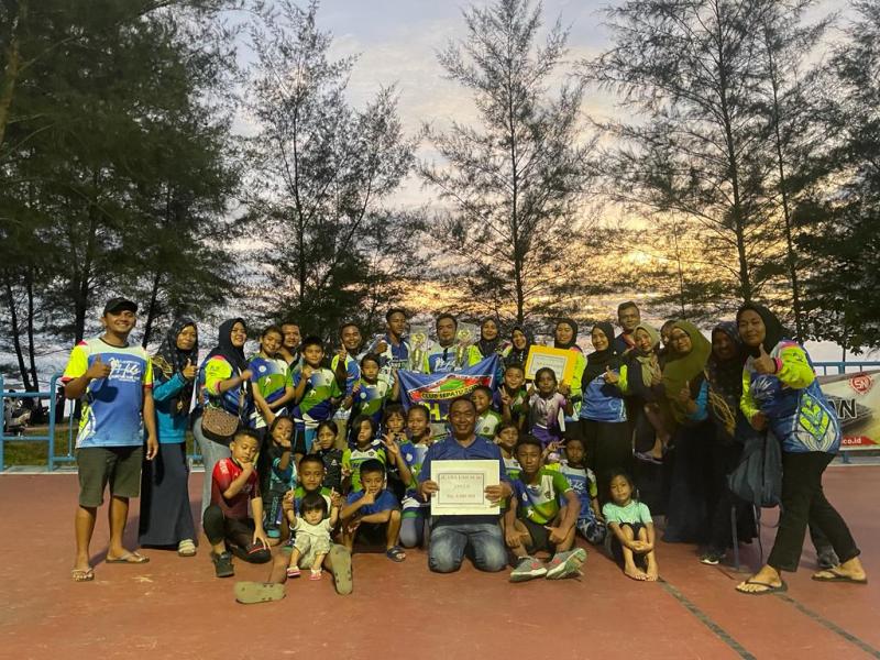 Club Hils Pekanbaru Borong 2 Piala dan 14 Medali Sekaligus di Event Pariaman Baroda