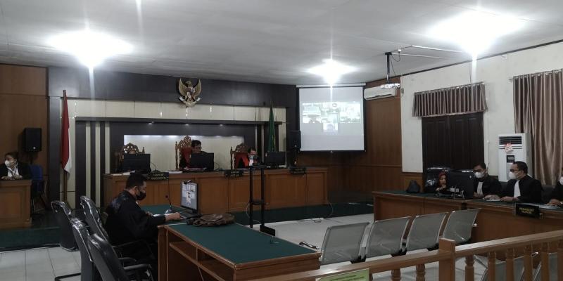 Dua Orang Mantan Direktur RSUD Rohul Terima Divonis 14 Bulan Penjara