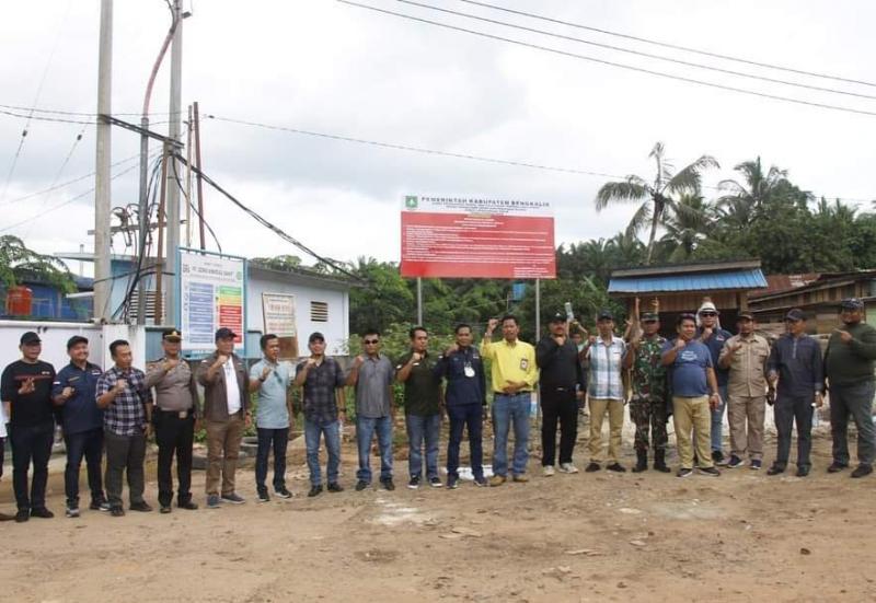 Pemkab Bengkalis Pasang Plang di PT GMS, Minta Seluruh Kegiatan Pabrik Dihentikan