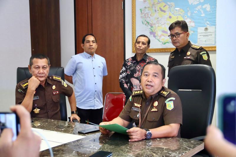 Empat Tahun Lebih Buron, Oknum Notaris Ini Ditangkap di Rumah Makan