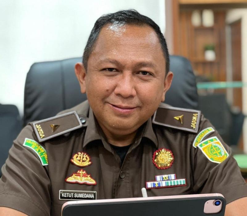 Wakajati Riau dan Kajari Kampar Diganti