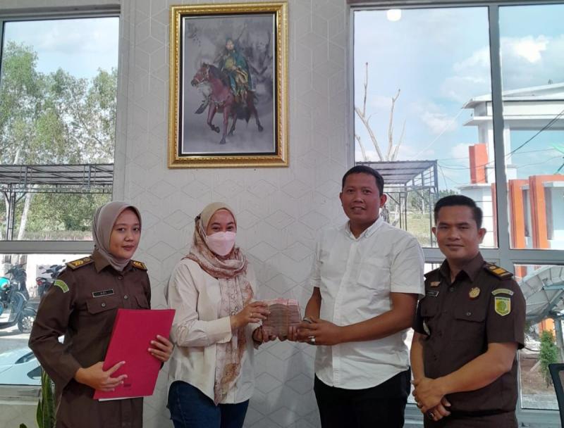 Hukuman Inkrah, Direktur PT MKP Bayar Pidana Denda Rp100 Juta ke Jaksa