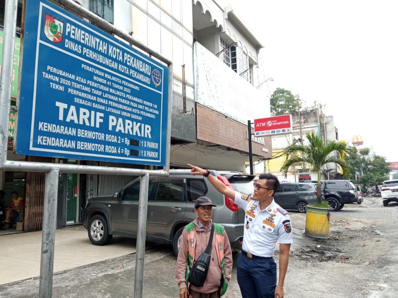 Dishub Pastikan Penyesuaian Tarif Parkir Baru Berjalan di Lapangan