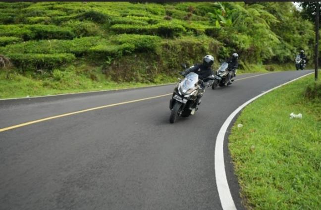 Puncak HBD 2025, AHM Ajak Puluhan Jurnalis Touring ke Garut