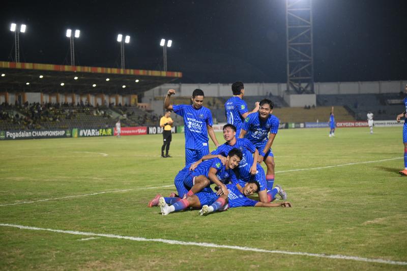 Bungkam Persekat Tegal 4-2, PSPS Pastikan Bertahan di &rsquo;Kasta Kedua&rsquo; Musim Depan