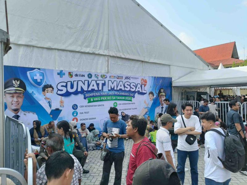 1.200 Anak Ikut Khitan Massal di Momen HUT Pekanbaru ke 242
