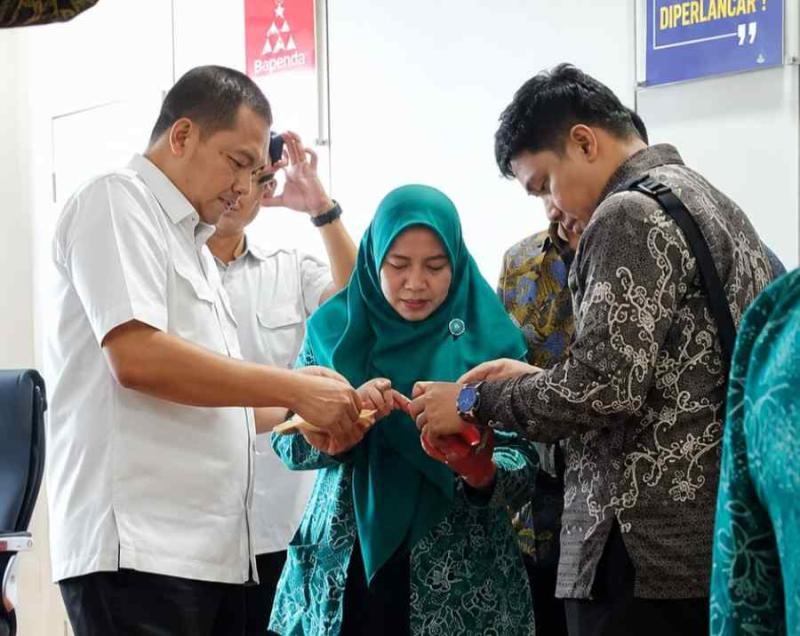 Pertama di Indonesia, Bapenda Pekanbaru Gandeng PKK Layani Pajak Door to Door