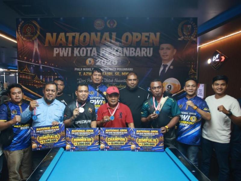 Kalahkan Batam, Atlet Biliar Padang Panjang Pulang Sebagai Champion
