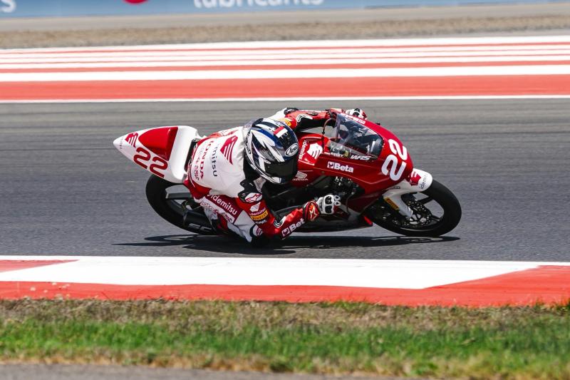 Tampil Ekspresif, Pebalap AHM Naik Podium Moto4 Asia Cup Mandalika