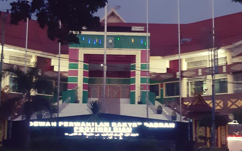 Kegiatan Sosper DPRD Riau Disebut Pemborosan Keuangan Daerah