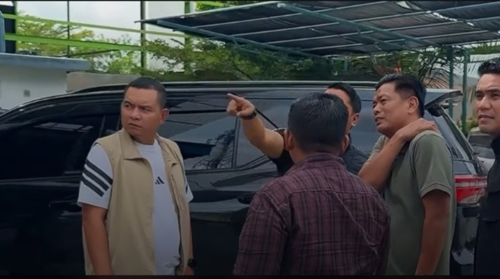 <a href='https://enampuluh.com/tag/bapenda-pekanbaru/' alt='Bapenda Pekanbaru'  style='color:#0078b8;'>Bapenda Pekanbaru</a>